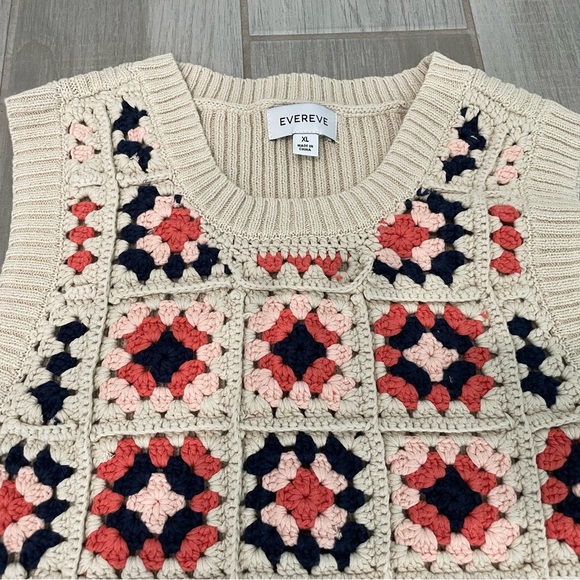 NWOT Evereve Women’s Crochet Patterned Crewneck sleeveless sweater size XL - Picture 4 of 4